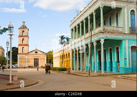 Virgen del Buen Viaje Kirche und Häusern im Kolonialstil, Remedios, Kuba Stockfoto