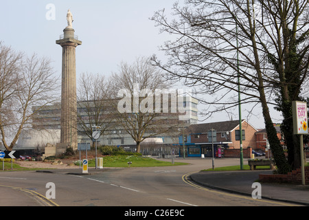 Herr Hill Spalte, außerhalb des Büros in Shrewsbury, Shropshire, England. Stockfoto