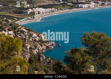 Ariel Blick auf Bucht von La Herradura Almunecar Granada Provinz, Costa Del Sol, Andalusien. Andalusien, Spanien Stockfoto