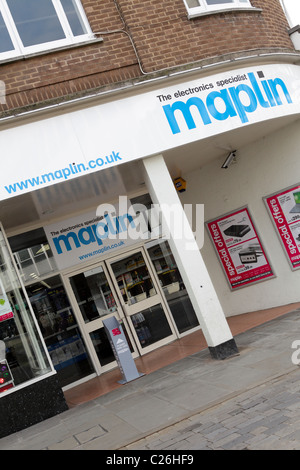 MAPLIN, beliebten Hauptstraße elektronik Fachhandel, ihre Shrewsbury Filiale ist hier in einem leichten Winkel Aspekt gesehen. Stockfoto