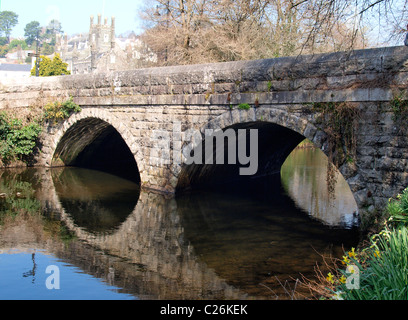 Brücke über den Fluß Tavy, Tavistock, Devon, UK Stockfoto