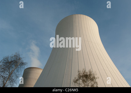 Kühlturm ein Atomkraftwerk Stockfoto