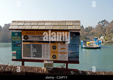 Die Tarif-Board bei der King Harry Fährbetrieb auf dem River Fal in der Nähe von Truro in Cornwall, Großbritannien Stockfoto