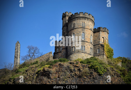 Gouverneurs Haus alte Calton Beerdigung Boden Edinburgh neben Thomas Hamiltons Obelisk zum politischen Märtyrer Edinburgh Schottland Stockfoto