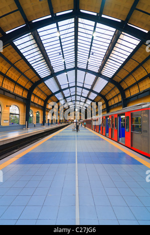 Athen Metro Station Gebäudeinneren in Griechenland Stockfoto