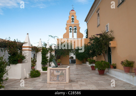 Korfu, Griechenland. Oktober. Theotokos Kloster, auch bekannt als Kloster der Ikonen Paleokastritsas. Paleokastritsa Palaiokastritsa Stockfoto