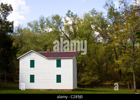 Herbstlaub am Paw Paw Tunnel Schleusenwärter Haus Chesapeake Ohio Canal nationaler historischer Park Allegany County Maryland Stockfoto