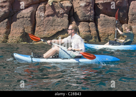 See-Kajak, Ensenada Grande, Isla Espíritu Santo, Sea of Cortez, Baja California, Mexiko. Stockfoto