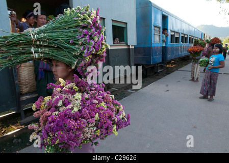 Mindayik Bahnhof. Thazi, Shwenyaung-Bahn-Linie. Myanma Stockfoto