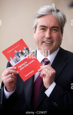 Iain Gray startet Scottish Labour Manifest Stockfoto