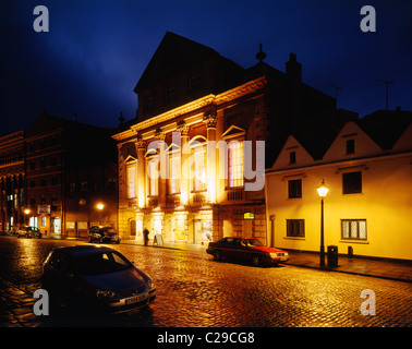 Bristol Old Vic Theatre oder Theatre Royal, King Street, Bristol in der Nacht. Stockfoto