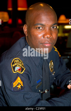Afrikanische amerikanische Polizisten in Montgomery, Alabama, USA. Stockfoto