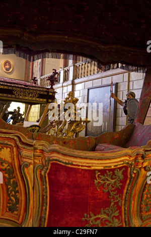 Details - das Nationale Kutschenmuseum Trainer / Museu Nacional Dos Coches, Lissabon, Portugal. Stockfoto