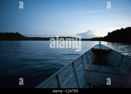 Südamerika, Amazonas, Boot flussabwärts, persönliche Perspektive Reisen Stockfoto