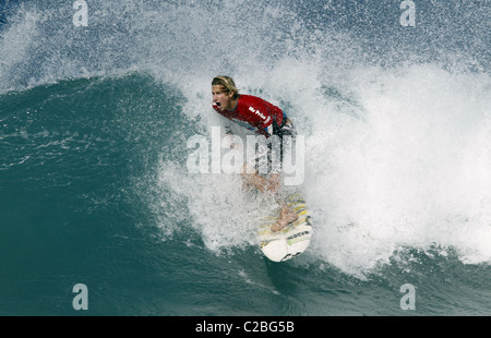 MATTHEW BROMLEY SOUTH AFRICAN PRO SURFER südafrikanischen PRO SURFER BALLITO NATAL SOUTH AFRICA 8. Juli 2010 Stockfoto