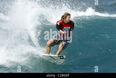 MATTHEW BROMLEY SOUTH AFRICAN PRO SURFER südafrikanischen PRO SURFER BALLITO NATAL SOUTH AFRICA 8. Juli 2010 Stockfoto