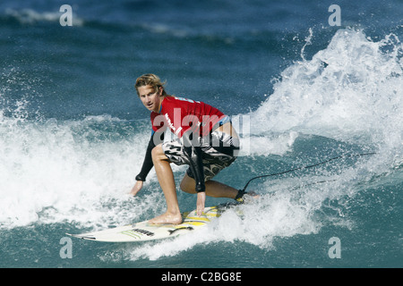 MATTHEW BROMLEY SOUTH AFRICAN PRO SURFER südafrikanischen PRO SURFER BALLITO NATAL SOUTH AFRICA 8. Juli 2010 Stockfoto