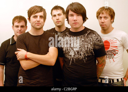 ** Datei Foto ** * Weißdorn Höhen Gitarrist tot in 25 Indie Rocker HAWTHORNE HEIGHTS geblieben durch den Tod des betäubt Stockfoto