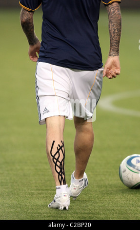 DAVID BECKHAM mit Klebeband Bein Promis bei LA GALAXY V PHILADELPHIA UNION MLS Fußball MATCH CARSON LOS ANGELES Kalifornien USA 02 Apr Stockfoto
