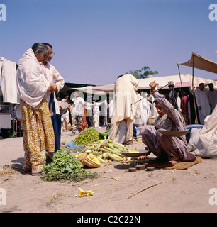 Islamabad-Pakistan vermarkten Juma Basar Essen frisches Gemüse Stockfoto