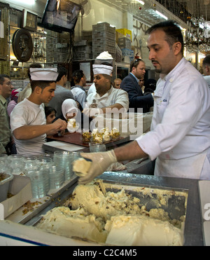 Ice Cream Damaskus Syrien Basar Souk Souk Markt shop Stockfoto
