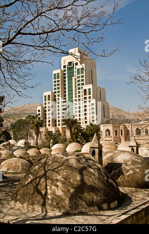 Vier Jahreszeiten Hotel und Takiyya als Suleimaniyya eine türkische Stil Moschee Damaskus Stadt Stadt Syrien syrische Stockfoto