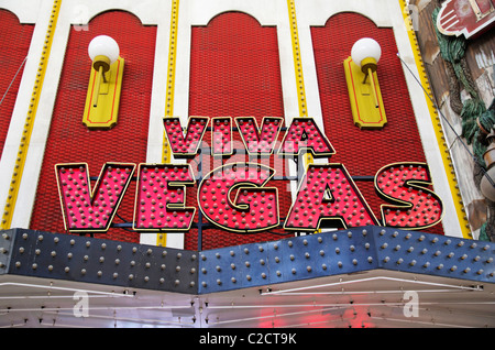 Die Viva Las Vegas anmelden Freemont Street in der Innenstadt von Las Vegas in der Tageszeit. Stockfoto