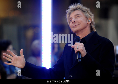 Barry Manilow erklingt in "The heute Show 2007 Summer Concert Series" auf NBC statt am Rockefeller Plaza New York City, Stockfoto