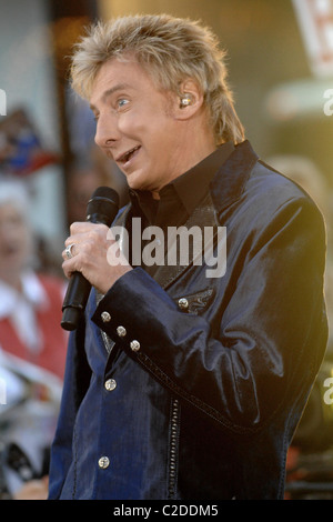 Barry Manilow erklingt in "The heute Show 2007 Summer Concert Series" auf NBC statt am Rockefeller Plaza New York City, Stockfoto