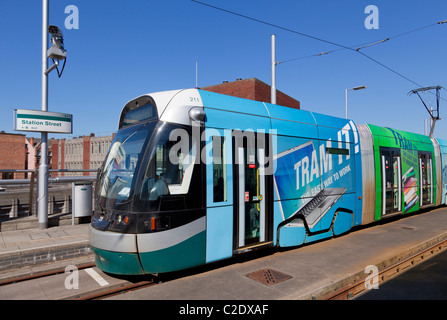 Nottingham Stadt Straßenbahn Endstation Nottingham City Centre England UK GB EU Europe Stockfoto