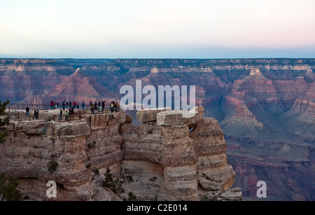 USA, Arizona, Sonnenuntergang am Südrand des Grand Canion, gesehen aus der Sicht der Mutter Stockfoto