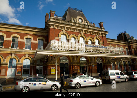 Bahnhof Portsmouth England Stockfoto