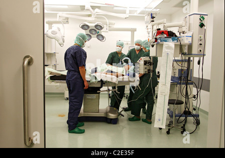 Eine Operation in einem Lazarett, Mazar-e Sharif, Afghanistan Stockfoto