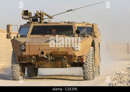 Ein Soldat mit Aladin Aufklärungs-Drohne, Kunduz, Afghanistan Stockfoto