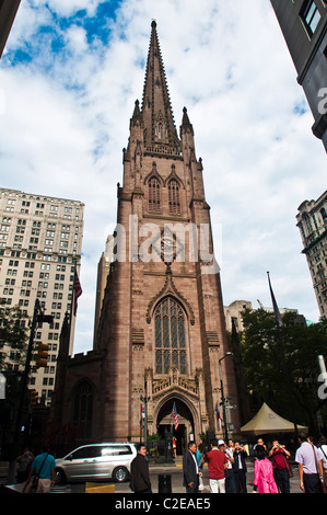 Neugotischen Stil Trinity Church am Broadway, Wall Street, Lower Manhattan, New York City, USA Stockfoto