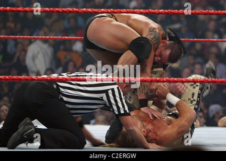 Randy Orton und Shawn Michaels WWE präsentiert Cyber Sunday Live im Verizon Center - Randy Orton Vs Shawn Michaels Washington DC, Stockfoto