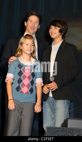 Joel Osteen, Alexandra Osteen und Jonathan Osteen ein Abend mit Joel Osteen im Madison Square Garden New York City, USA- Stockfoto