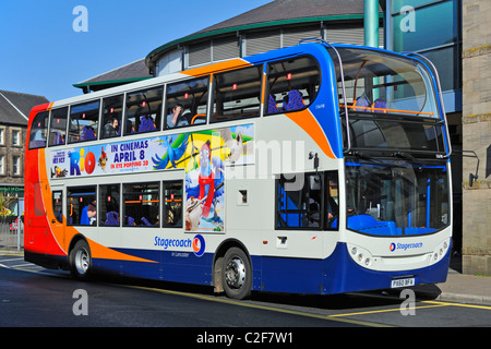 Postkutsche Doppeldecker-Bus in Lancaster, gemeinsamen Garten Straße, Lancaster, Lancashire, England, Vereinigtes Königreich, Europa. Stockfoto
