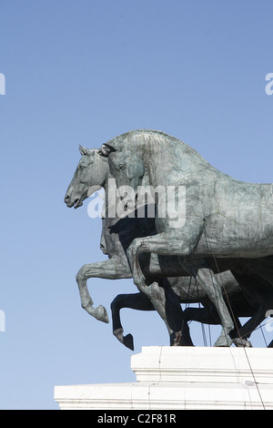 Detail von der Quadriga Dell'Unità Pferde Wagen auf das Vittoriano Denkmal Rom Stockfoto