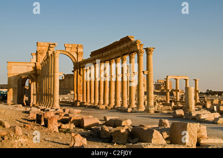 Triumph Bogen 2 Cent Palmyra römische Syrien syrische (ISIS Militanten haben den berühmten Arc de Triomphe in Palmyra zerstört) Stockfoto