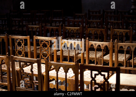 Stühle, leuchtet in der Kathedrale von Monreale, Palermo, Sizilien, Italien Stockfoto