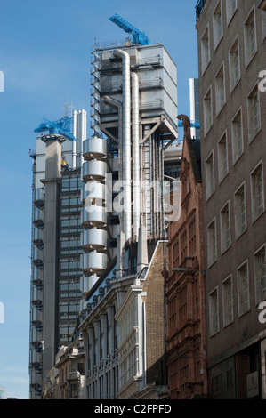 Das Lloyds-Gebäude, Haus von Lloyds Versicherung, London, von Cornhill im Londoner Finanzdistrikt gesehen. London, England. Stockfoto