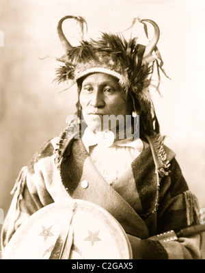 Chief benetzt es Assiniboine Stockfoto