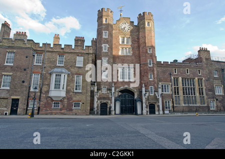 Eingang St. James Palace Pall Mall Westminster, London Uk Stockfoto