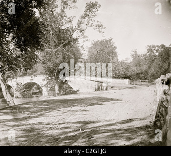 North Anna River, Virginia. Innenansicht der Konföderierten redoubt kommandierenden Chesterfield Brücke. Durch 2. Korps unter General Hancock, 23. Mai 1865 erfasst Stockfoto