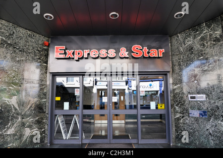 Eingang zu den & Star Express Zeitung Büros in Queen Street, Wolverhampton Stockfoto