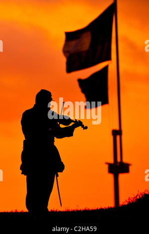 Konföderierten Re-enactment in Fort Moultire als die Sonnenaufgänge auf dem 150. Jahrestag des uns Bürgerkriegs in Charleston, SC. Stockfoto