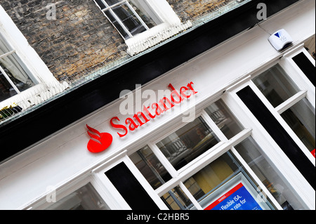 Santander Bausparkasse Zeichen in Cambridge, England Stockfoto