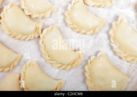 Nahaufnahme der Knödel während bereiten Prozess. Stockfoto