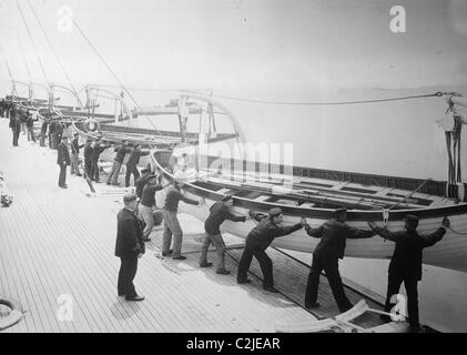 Life Boat Drill Stockfoto